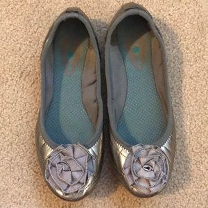 Lindsay Phillips Flats